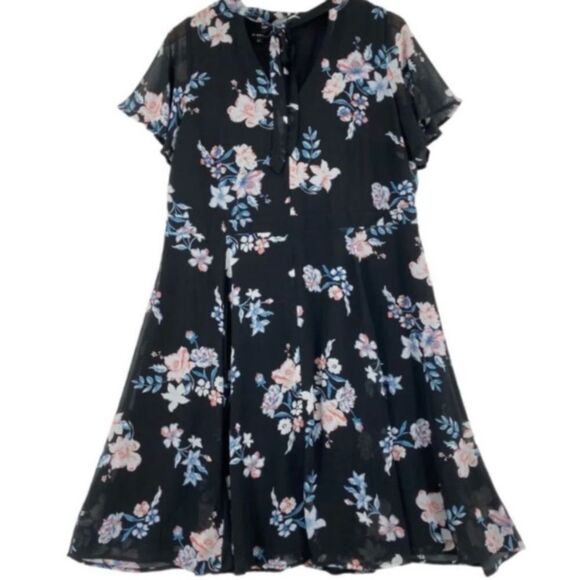 Torrid Plus Size 3X Black Floral Print Cocktail Party Career Summer Mini Dress - Picture 2 of 12